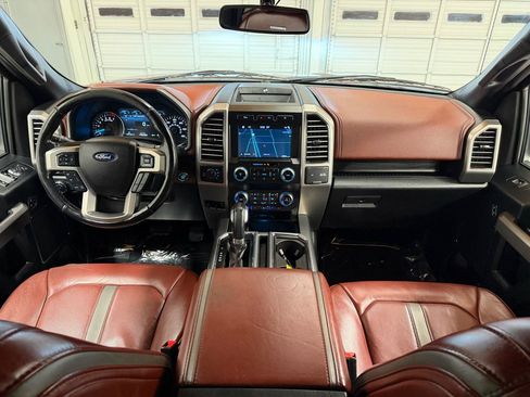 Used 2019 Ford F150 Platinum w/ Equipment Group 701A Luxury AWD/4WD image 24