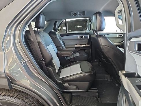 Used 2023 Ford Explorer XLT w/ Equipment Group 202A image 32