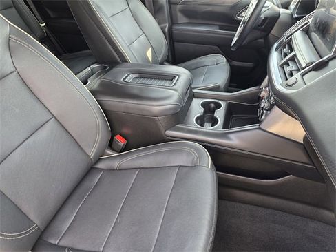 Used 2022 GMC Yukon SLT image 10