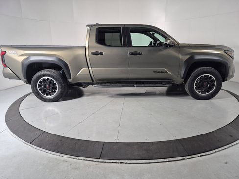 New 2026 Toyota Tacoma TRD Off-Road w/ TRD Off Road Premium Package image 5