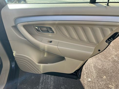 Used 2019 Ford Taurus SEL w/ Equipment Group 201A image 16