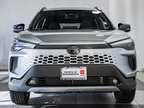 Used 2026 Toyota Corolla Cross XSE image 2