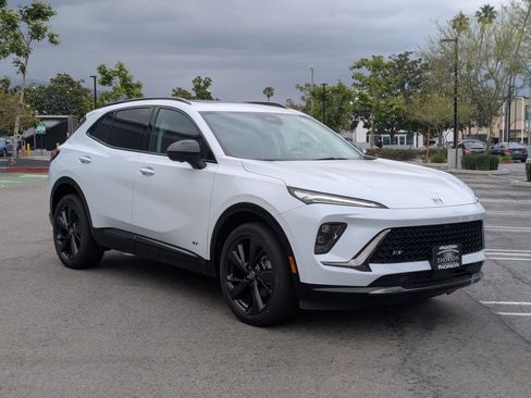 New 2026 Buick Envision Sport Touring image 10