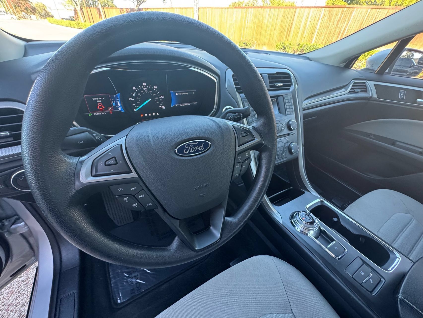 Used 2018 Ford Fusion S FWD image 17