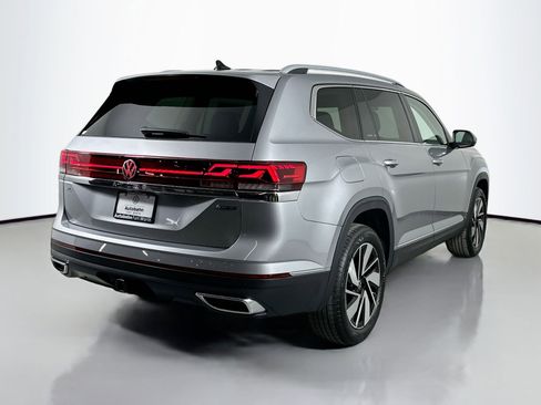 Certified 2025 Volkswagen Atlas SEL image 6