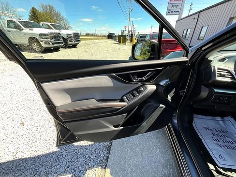 Used 2018 Subaru Crosstrek 2.0i Limited image 11