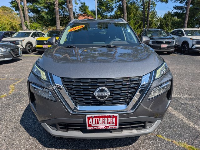 Used 2023 Nissan Rogue SV w/ SV Premium B Package FWD image 8