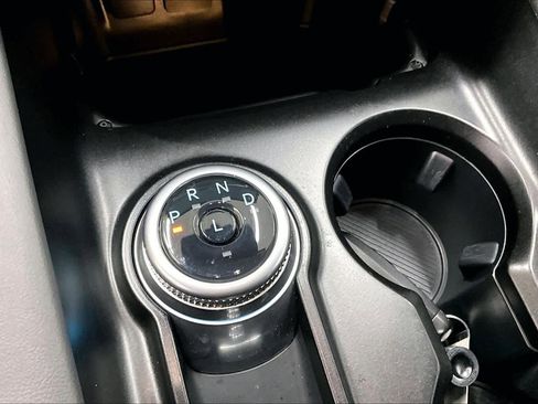 Used 2025 Ford Explorer Active w/ Active Comfort Package RWD image 36