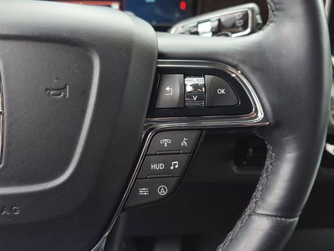 Used 2022 Lincoln Navigator Black Label image 25