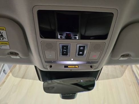 Used 2023 Jaguar F-PACE S image 30