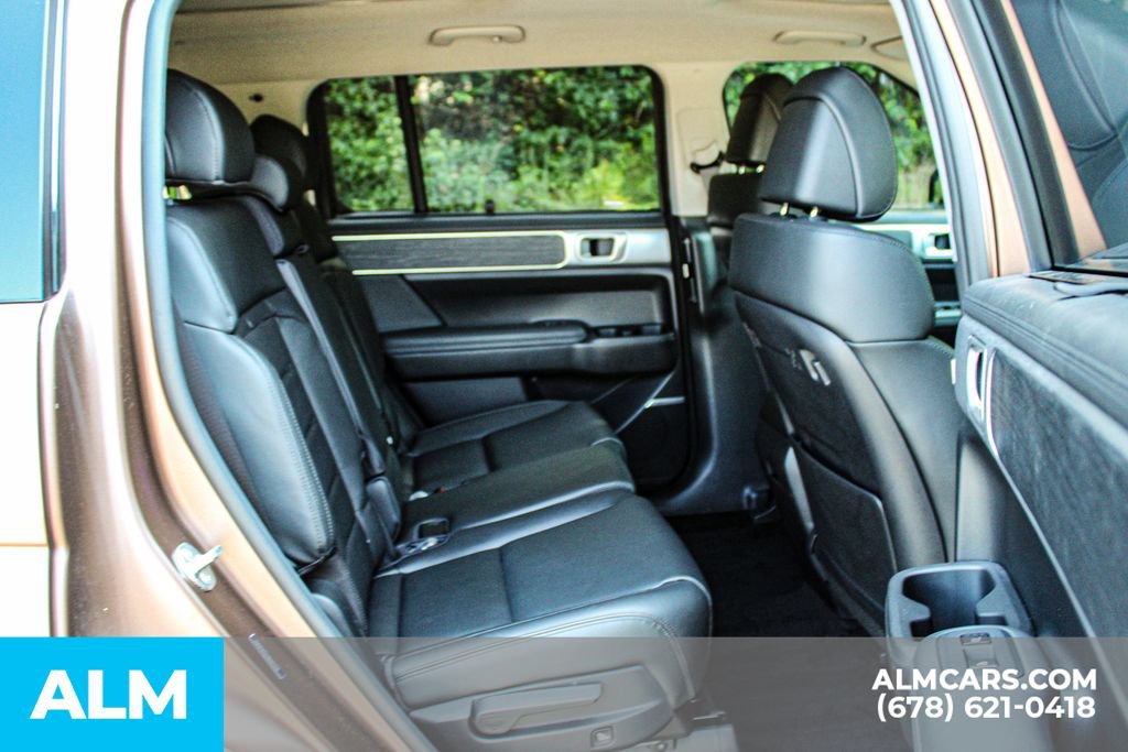 Used 2024 Hyundai Santa Fe Limited FWD image 17