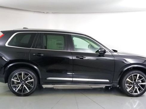 Used 2023 Volvo XC90 B5 Plus w/ Protection Package Premier AWD/4WD image 2