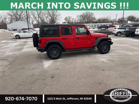 Used 2024 Jeep Wrangler Sport S image 7
