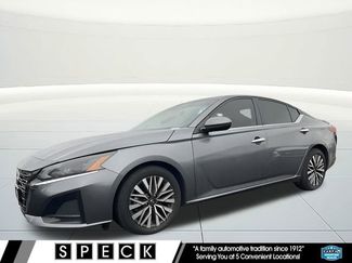 Used 2023 Nissan Altima 2.5 SV 360° Tour