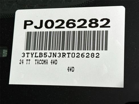 Certified 2024 Toyota Tacoma TRD Off-Road AWD/4WD image 40