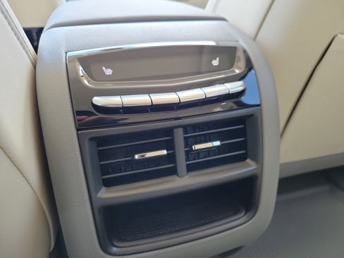 New 2026 Cadillac XT5 Premium Luxury w/ Driver Assist Package FWD image 15