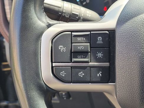 Used 2024 Ford Expedition Limited AWD/4WD image 16