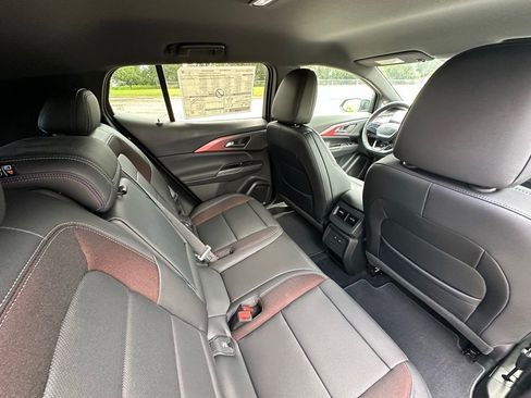 New 2025 Chevrolet Equinox EV RS w/ Convenience Package II image 40