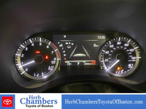 Used 2024 Toyota Highlander XSE AWD/4WD image 5