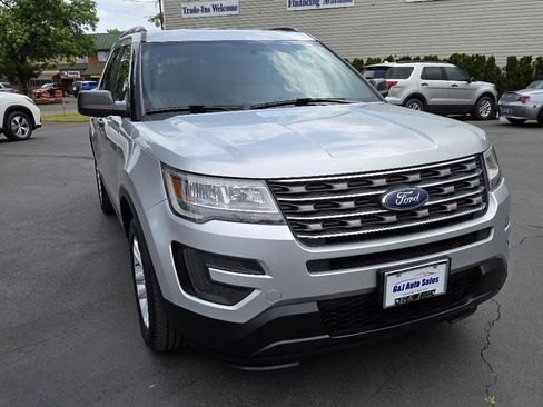 Used 2017 Ford Explorer 4WD image 4