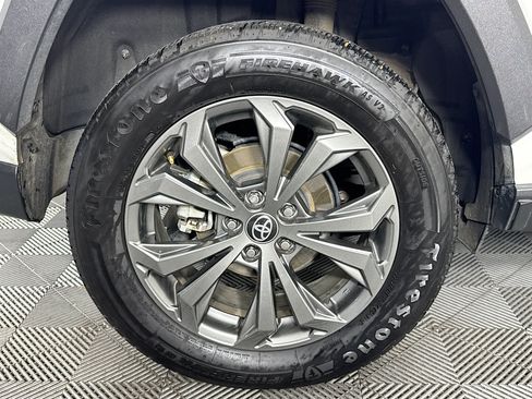 Used 2024 Toyota RAV4 Limited AWD/4WD image 31
