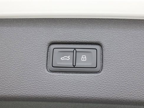 New 2026 Audi Q7 3.0T Premium AWD/4WD image 32