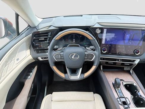 Used 2024 Lexus RX 350 w/ Convenience Package AWD/4WD image 18