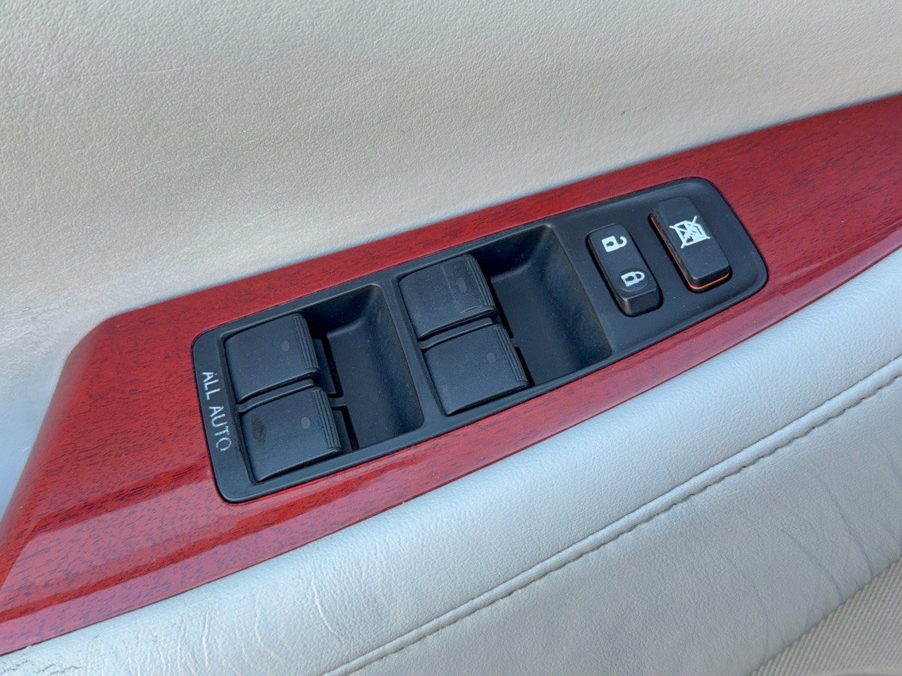 Used 2009 Lexus ES 350 w/ Premium Pkg Plus FWD image 15