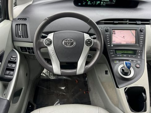 Used 2010 Toyota Prius Five image 14