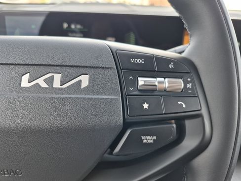 New 2026 Kia Sportage X-Line AWD/4WD image 19