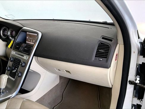 Used 2012 Volvo XC60 3.2 FWD image 19