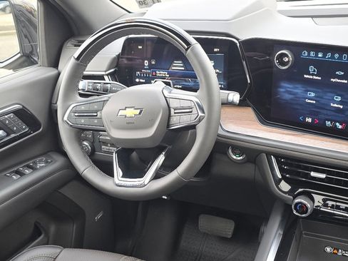 Certified 2026 Chevrolet Suburban High Country image 26