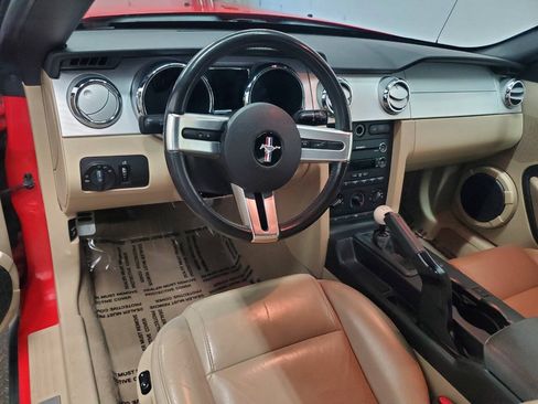 Used 2009 Ford Mustang Premium RWD image 8
