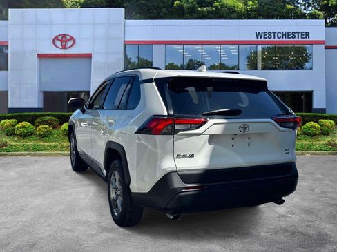 Used 2025 Toyota RAV4 XLE AWD/4WD image 5