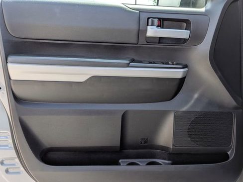 Used 2020 Toyota Tundra SR5 w/ SR5 Upgrade Package RWD image 10