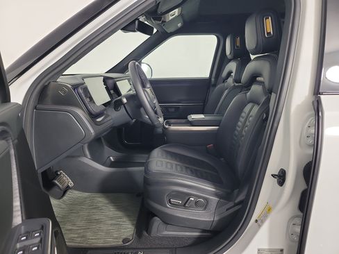 Used 2024 Rivian R1T Adventure AWD/4WD image 20