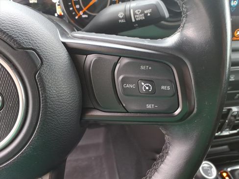 Used 2022 Jeep Gladiator Sport AWD/4WD image 23