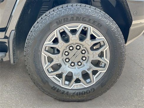 New 2025 GMC Hummer EV 3X image 19