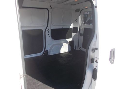 Used 2020 Nissan NV200 SV w/ Back Door Glass Package FWD image 7