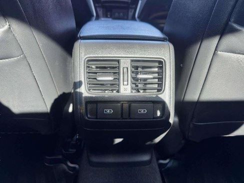 Used 2021 Honda Accord Touring image 39