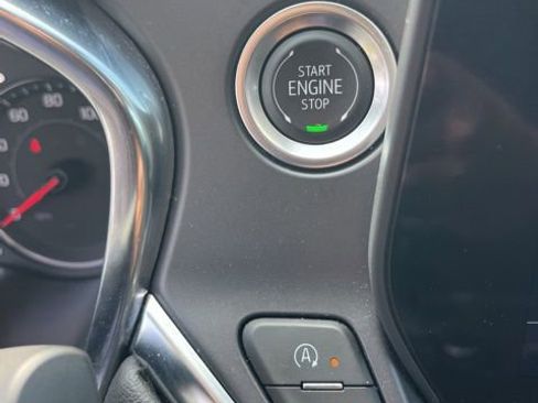 Used 2025 Chevrolet Blazer LT FWD image 20