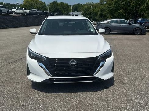 Certified 2025 Nissan Sentra S FWD image 10