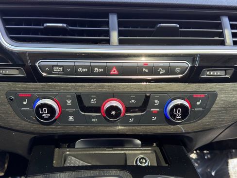 Used 2018 Audi Q7 3.0T Premium Plus AWD/4WD image 35