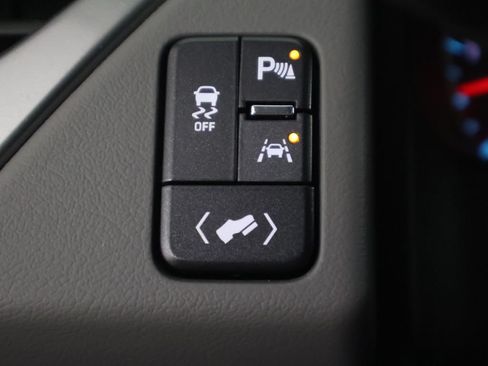 Used 2018 Chevrolet Tahoe LT AWD/4WD image 37