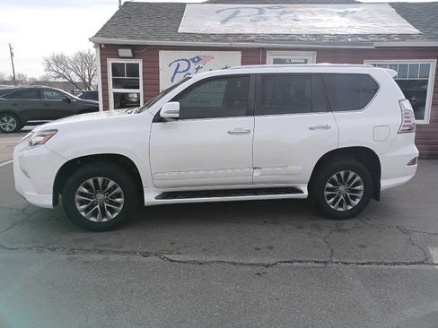Used 2015 Lexus GX 460 Luxury image 2