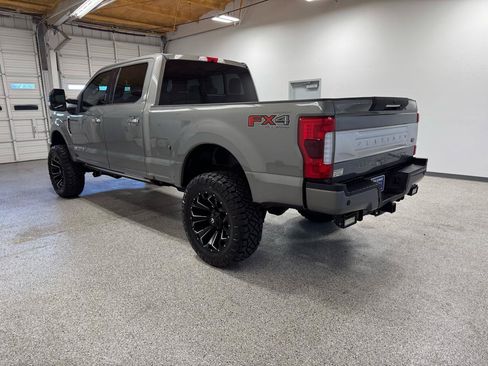 Used 2019 Ford F250 Platinum w/ Platinum Ultimate Package AWD/4WD image 8