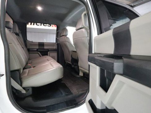 Used 2018 Ford F250 XL w/ Power Equipment Group image 11