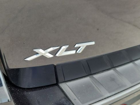 Used 2023 Ford Explorer XLT w/ Equipment Group 202A RWD image 32