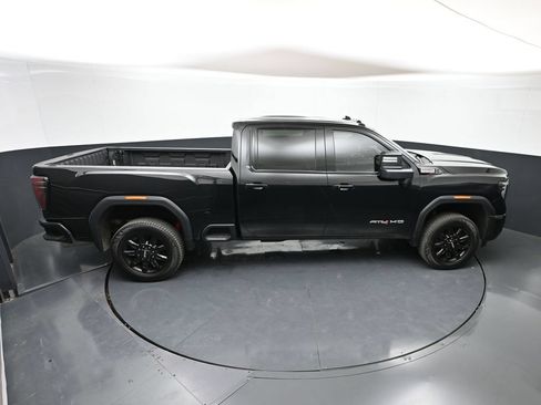 Used 2024 GMC Sierra 2500 AT4 w/ AT4 Preferred Package AWD/4WD image 42