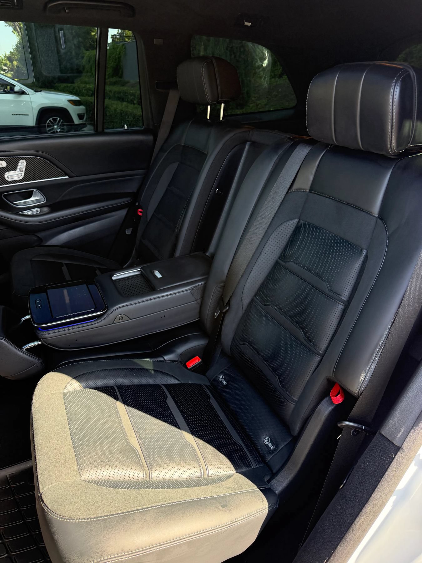 Used 2024 Mercedes-Benz GLS 63 AMG 4MATIC image 18